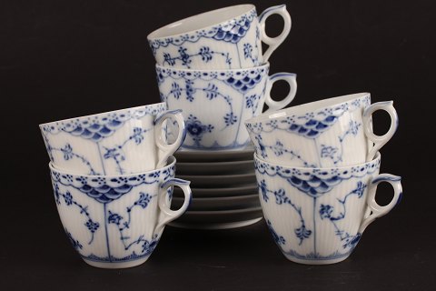 Royal Copenhagen
Blue Fluted Half Lace
6 Coffe cups 756
