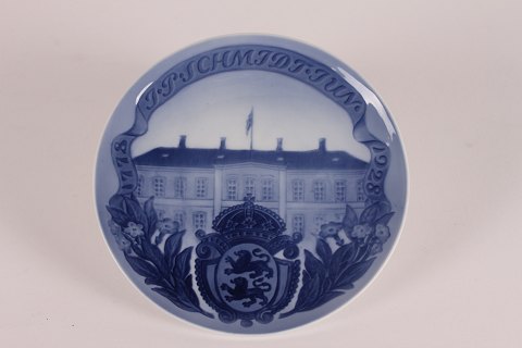 Royal Copenhagen
Plate I. P. Schmidt 
June 1928