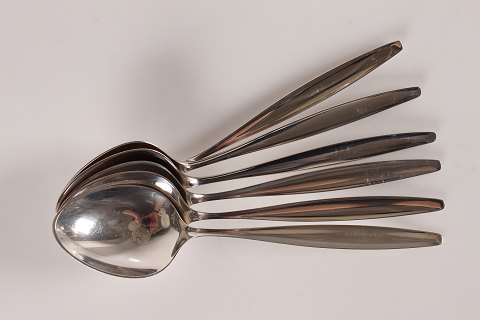 Georg Jensen
Cypres
Suppeskeer
L 19,5 cm