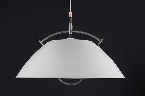 Hans J. Wegner
White metal pendant